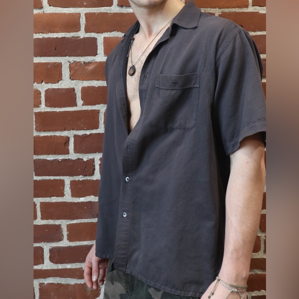 Large - Black Short Sleeve Button Up